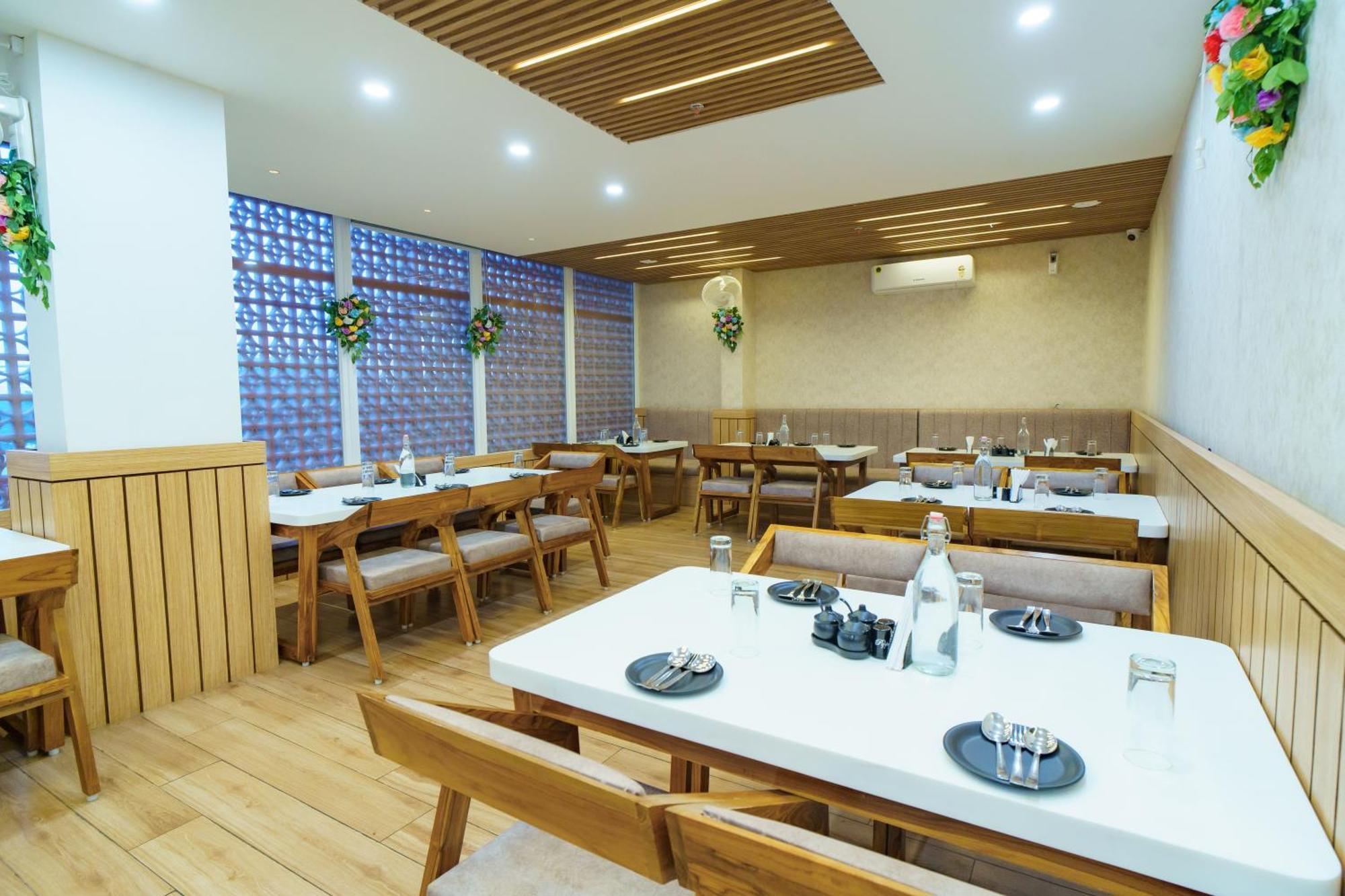 Satyabhama Inn Pathara Eksteriør bilde
